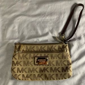 Michael Kors Wristlet